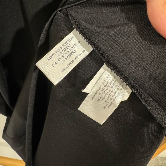 NWOT Cutter & Buck Golf Shirt - Black - Men’s Size M - Picture 3 of 5